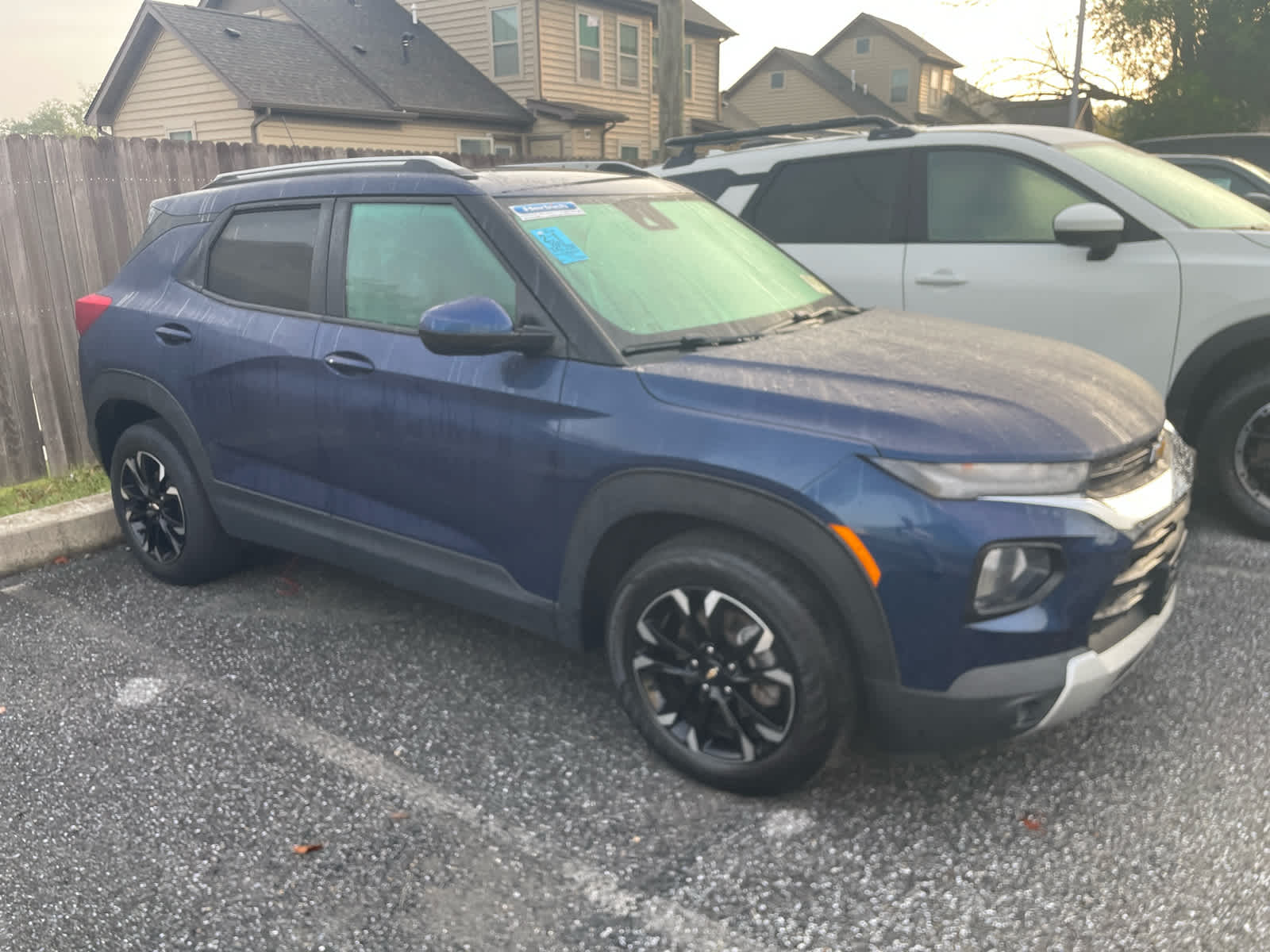 2022 Chevrolet Trailblazer LT photo 3