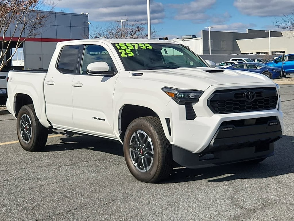 Used 2025 Toyota Tacoma TRD Sport Hybrid Double Cab 5 Bed AT (Natl) Truck