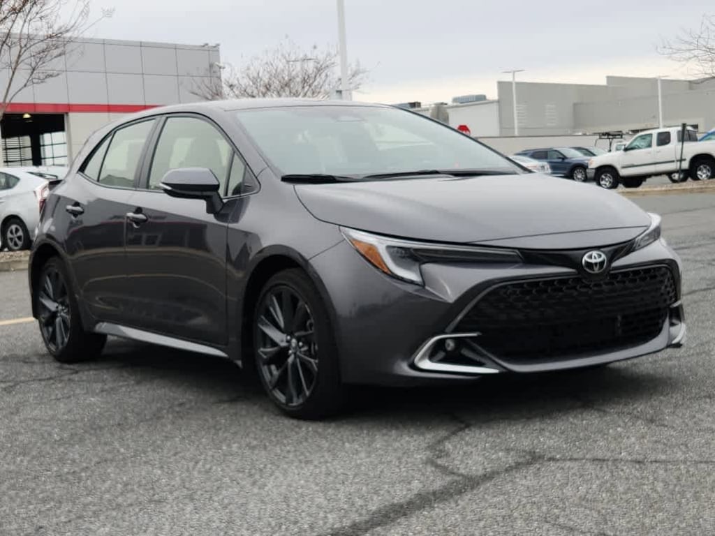 Used 2025 Toyota Corolla XSE Car