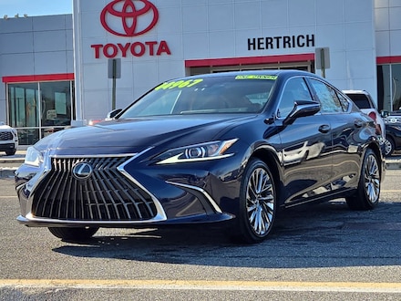 2024 LEXUS ES Luxury Car