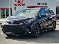 2025 Toyota Sienna XSE Van Passenger Van