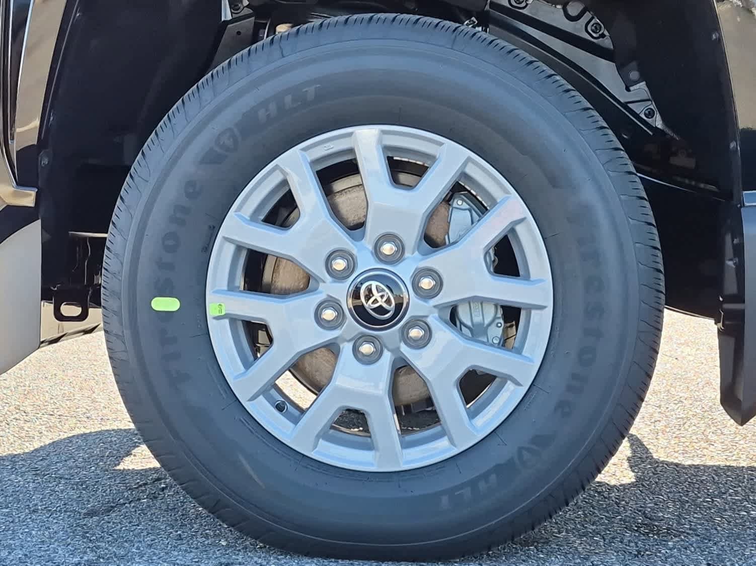 2026 Toyota Tacoma SR5 - Photo 6