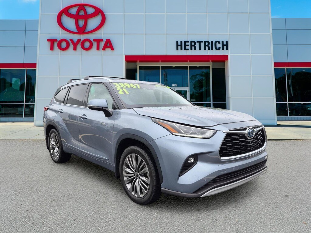 Used 2021 Toyota Highlander Hybrid Platinum Sport Utility