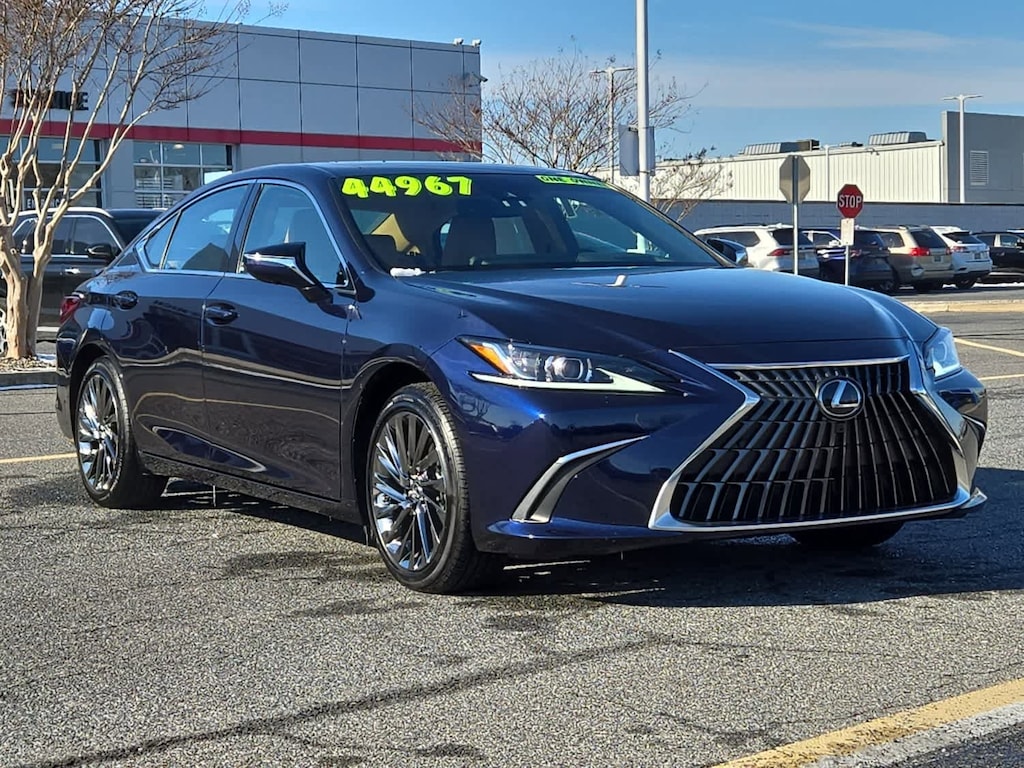 Used 2024 Lexus ES Luxury Car