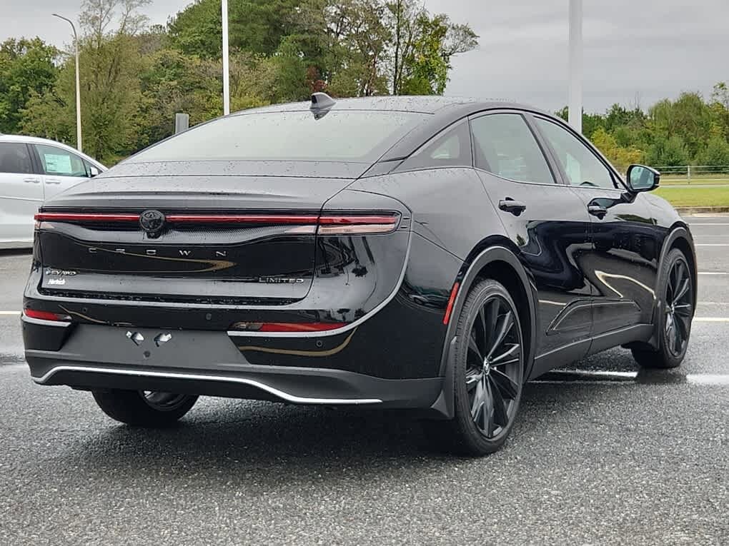 2026 Toyota Crown photo 3