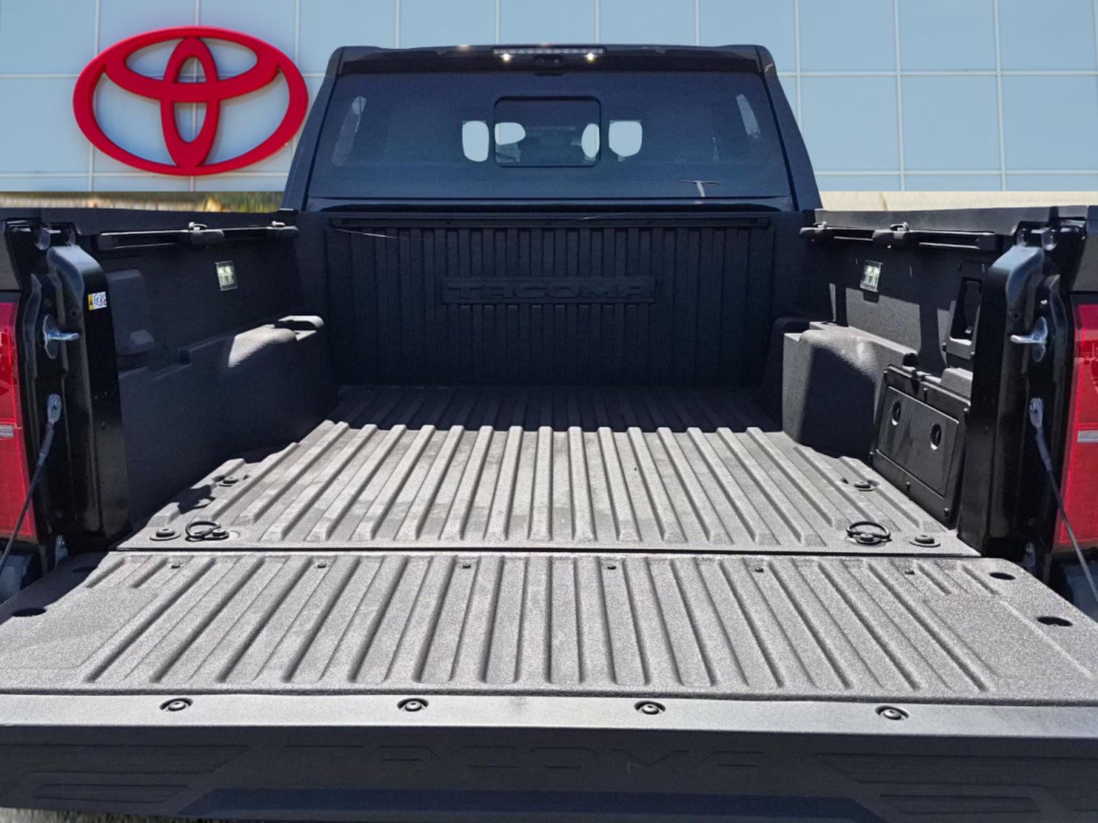 2026 Toyota Tacoma Limited - Photo 23