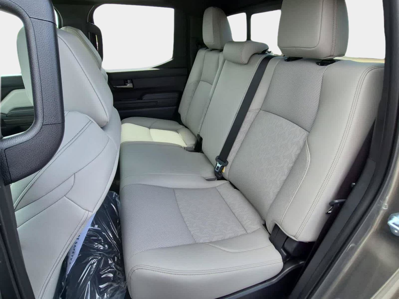 2026 Toyota Tacoma Limited - Photo 11