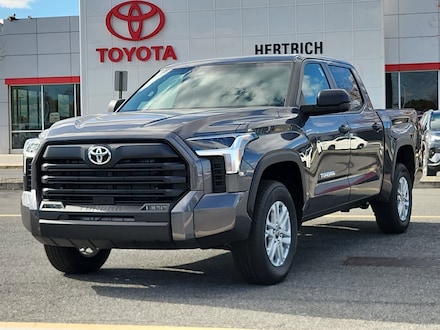 2026 Toyota Tundra SR5 CrewMax 5.5 Bed (Natl) Truck