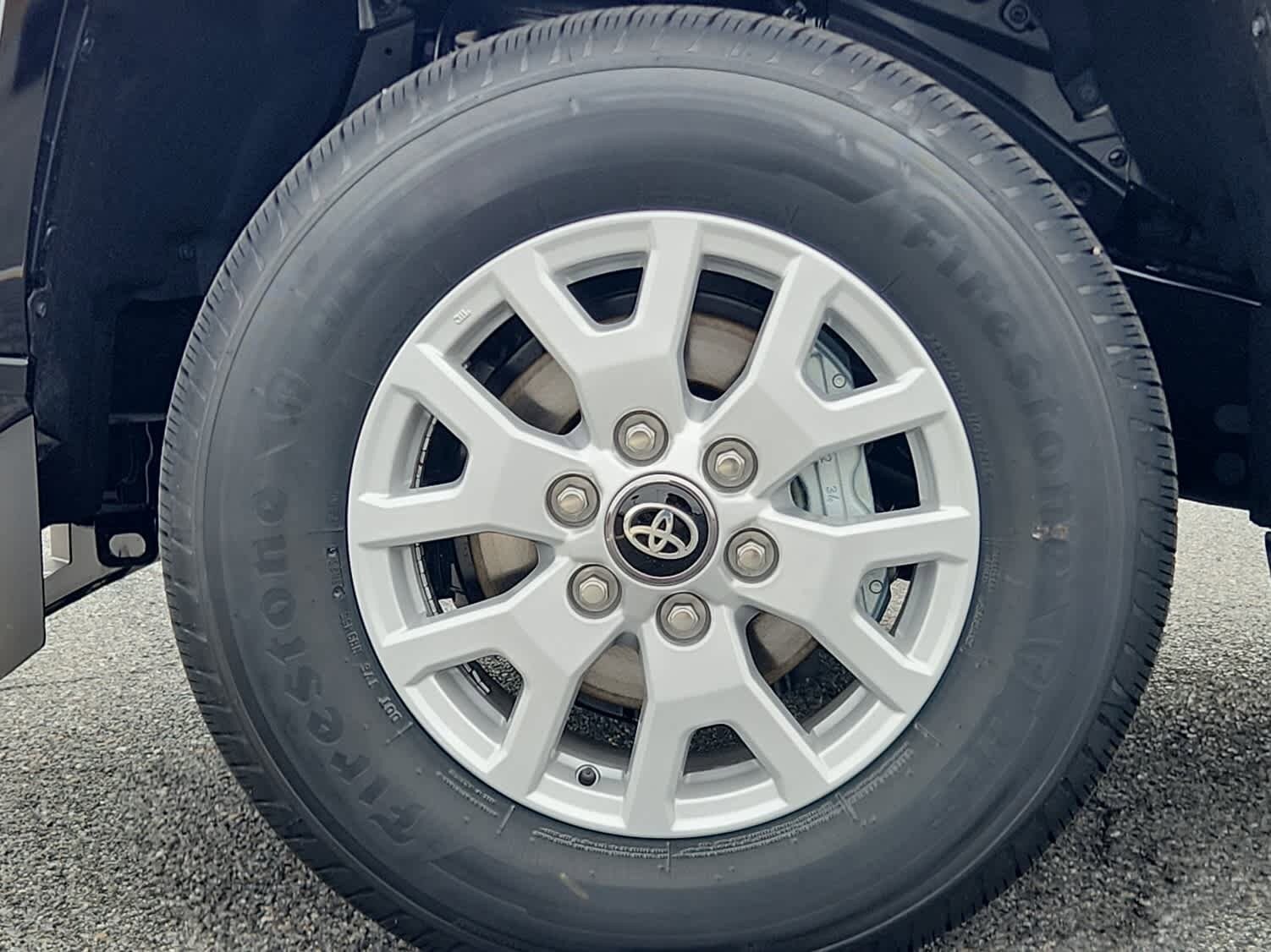 2026 Toyota Tacoma SR5 - Photo 6