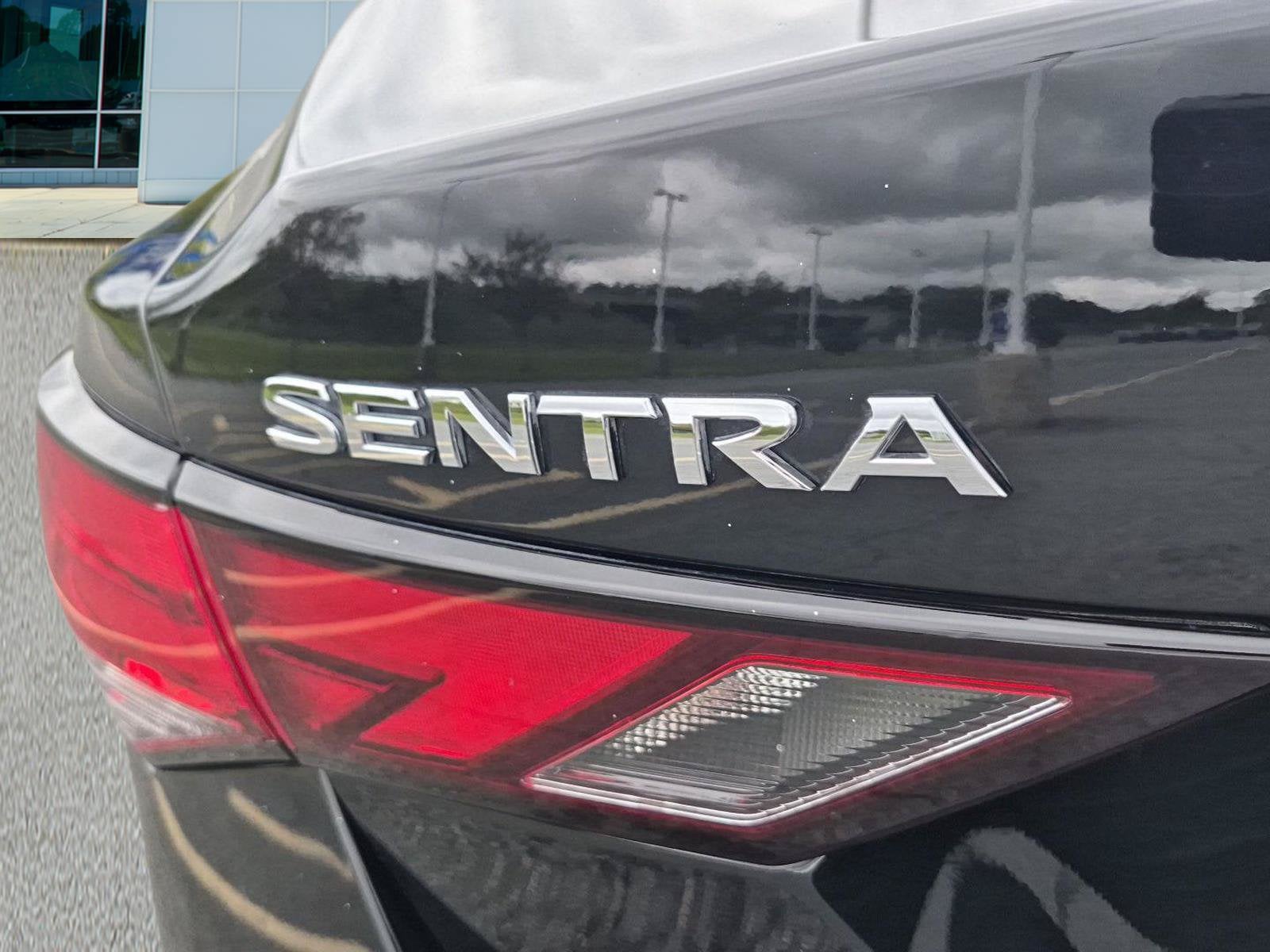 2024 Nissan Sentra SV - Photo 18