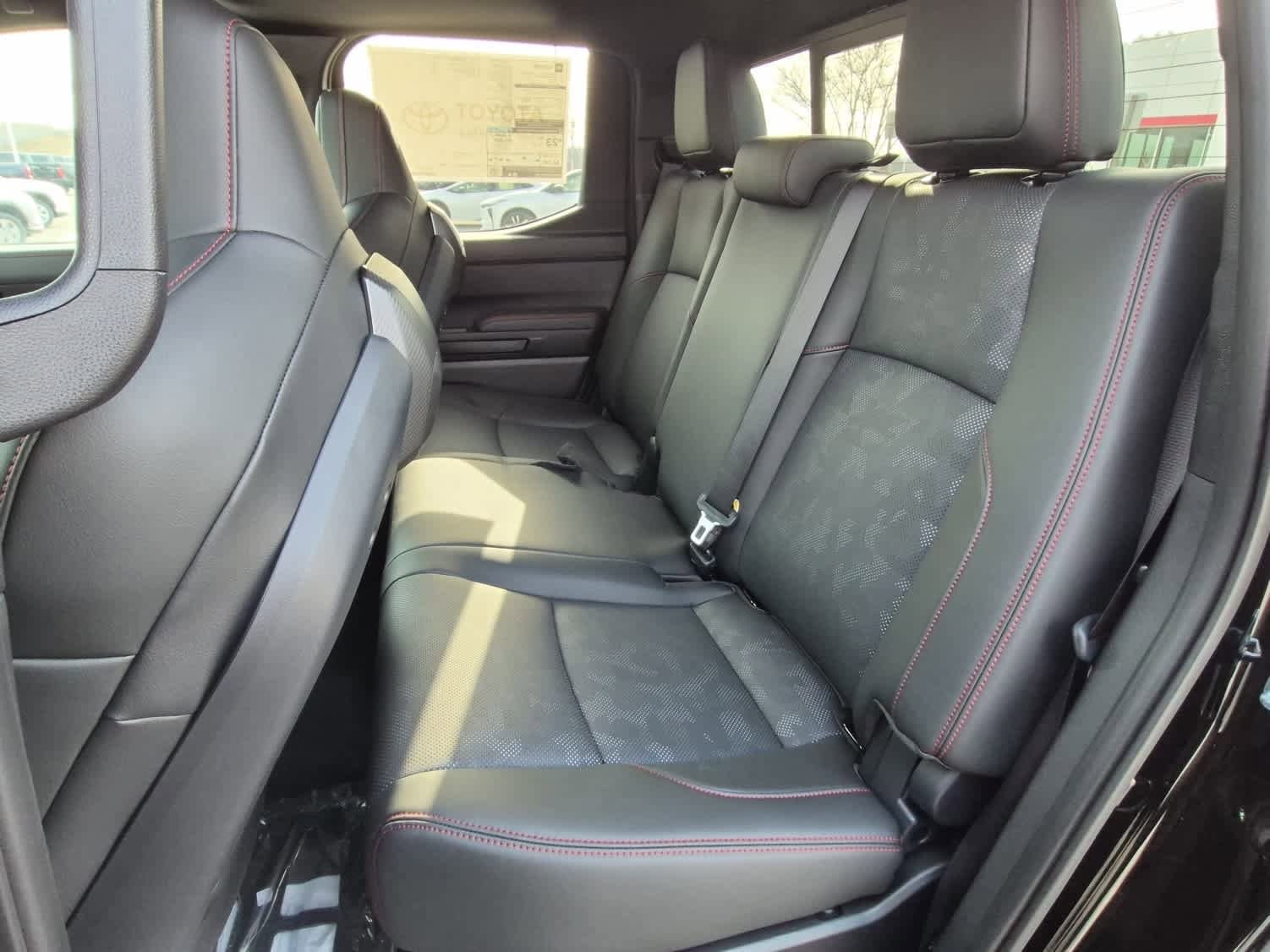 2025 Toyota Tacoma TRD Pro - Photo 7