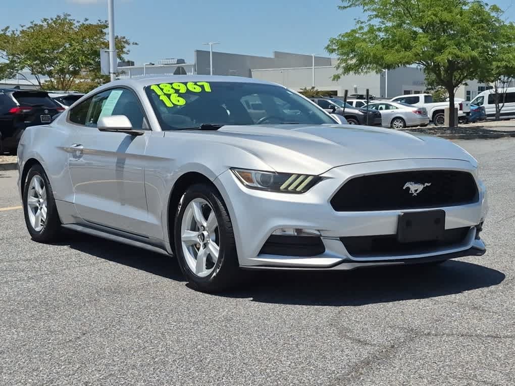 Used 2016 Ford Mustang V6 with VIN 1FA6P8AM0G5325773 for sale in Milford, DE