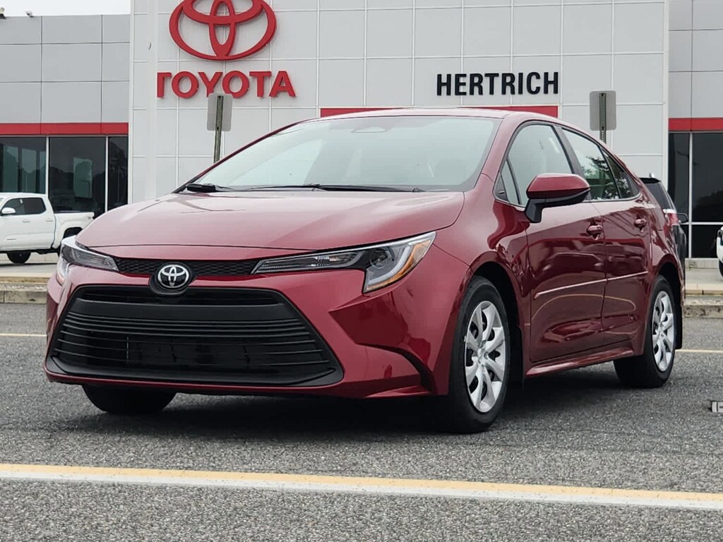 Used 2025 Toyota Corolla LE Car