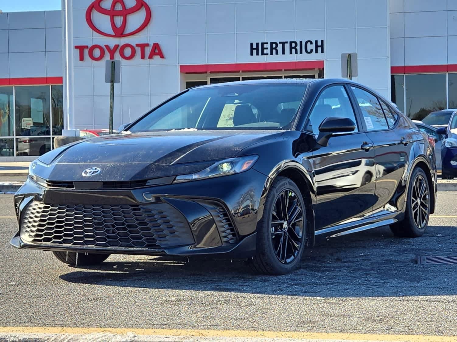 2026 Toyota Camry SE's photo