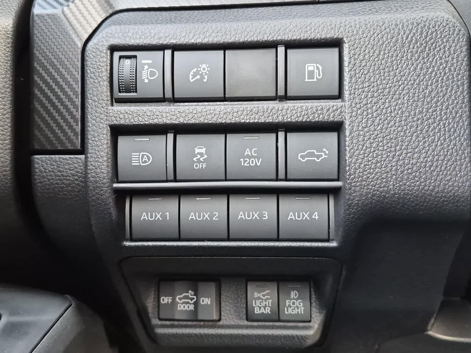 2025 Toyota Tacoma TRD Pro - Photo 15