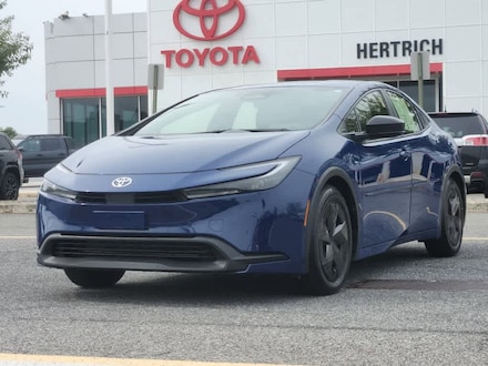 2023 Toyota Prius LE Car