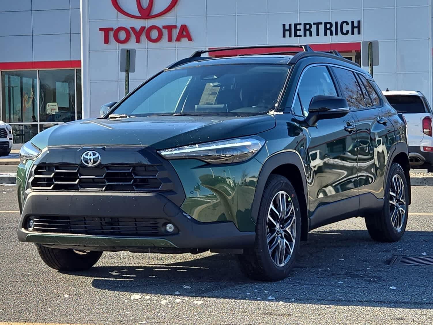 2026 Toyota Corolla Cross XLE's photo