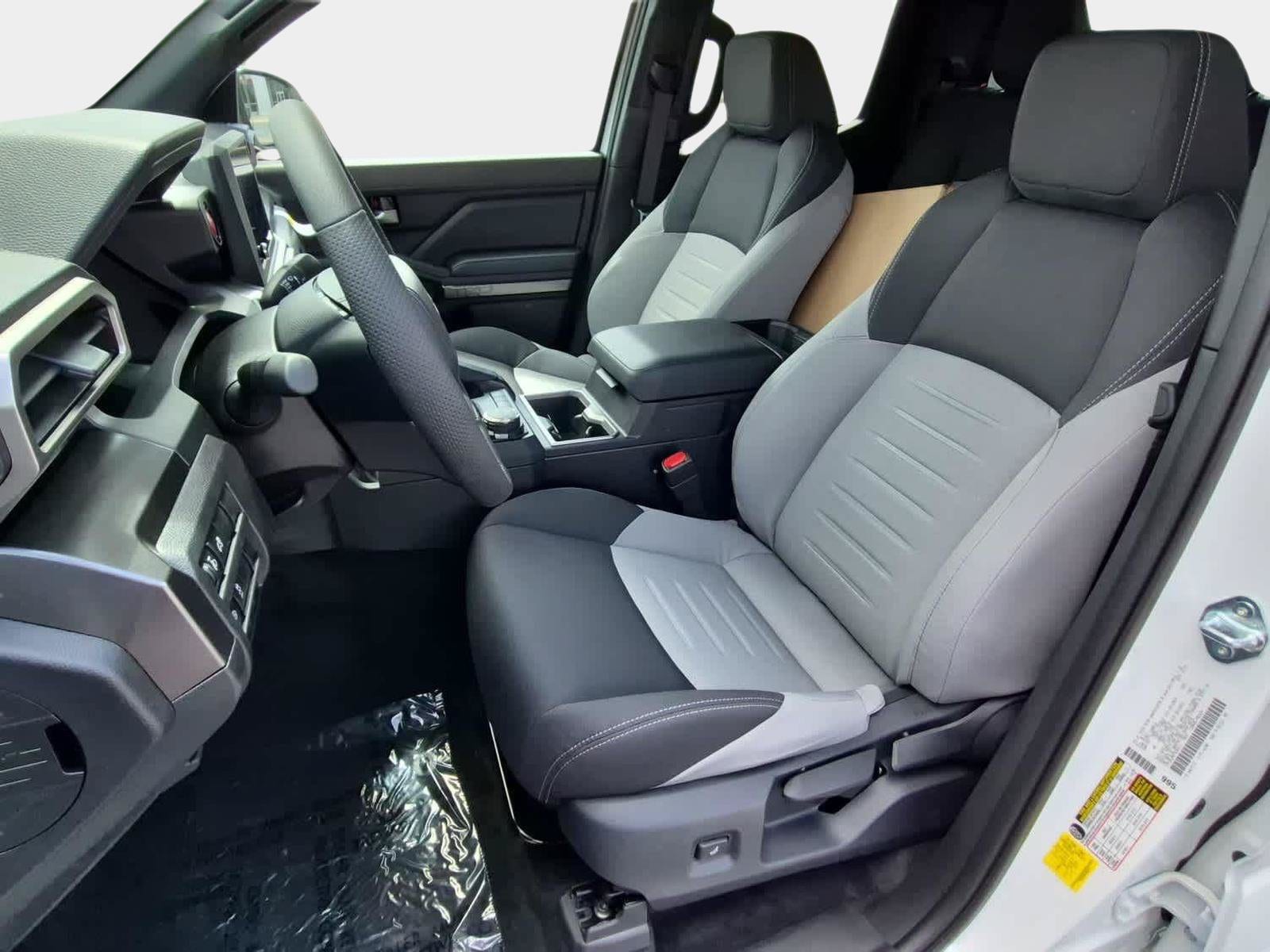 2026 Toyota Tacoma TRD Sport - Photo 13