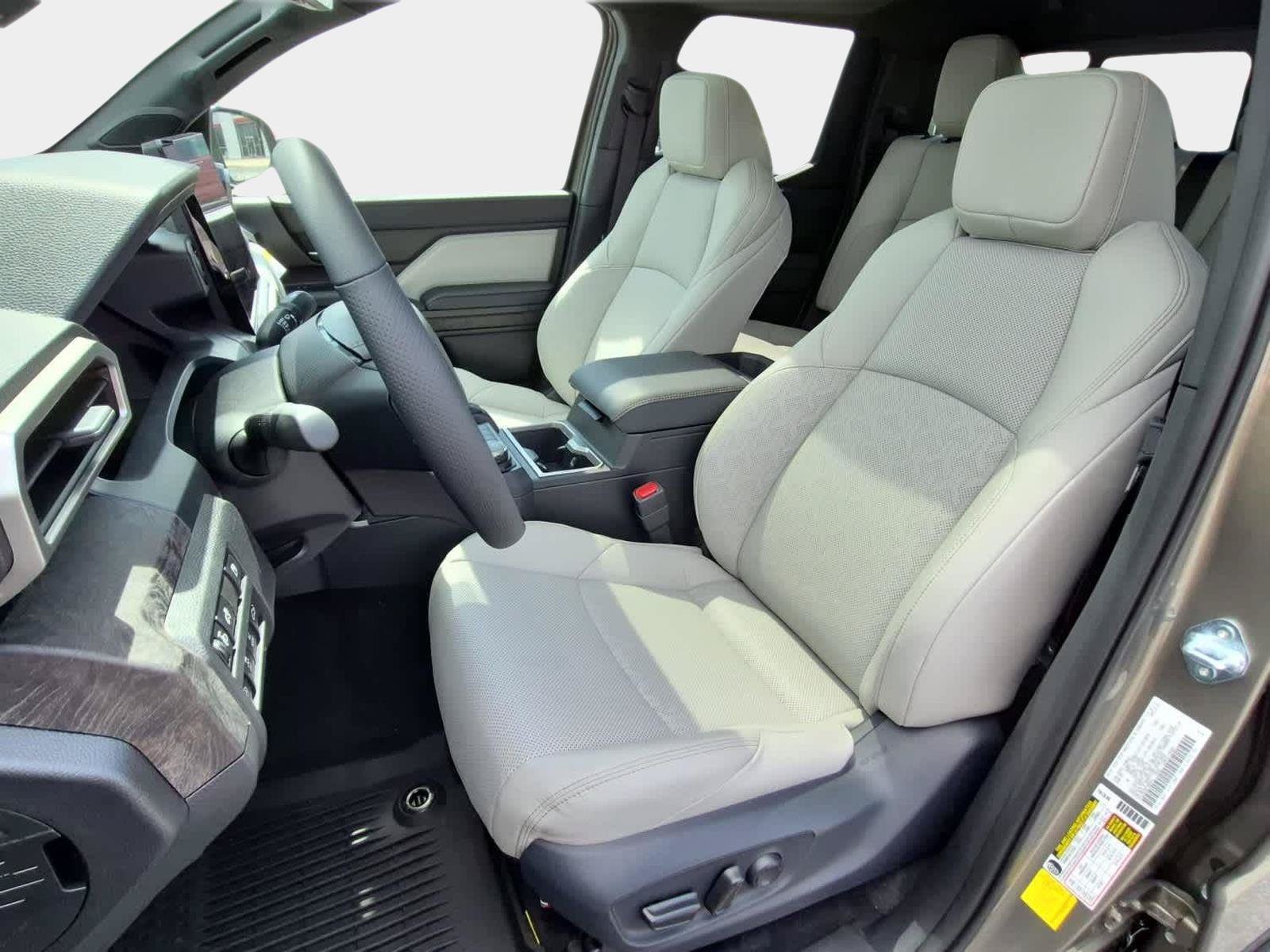 2026 Toyota Tacoma Limited - Photo 13
