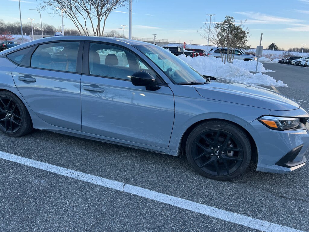 Used 2024 Honda Civic Hatchback Sport Car