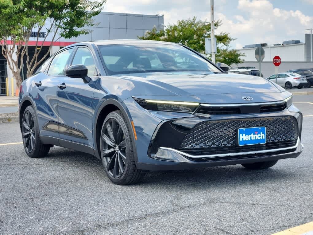 2026 Toyota Crown photo 2