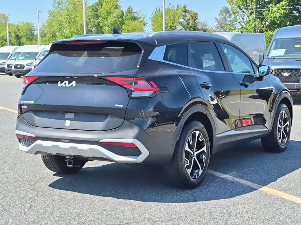 Used 2023 Kia Sportage Hybrid EX Sport Utility