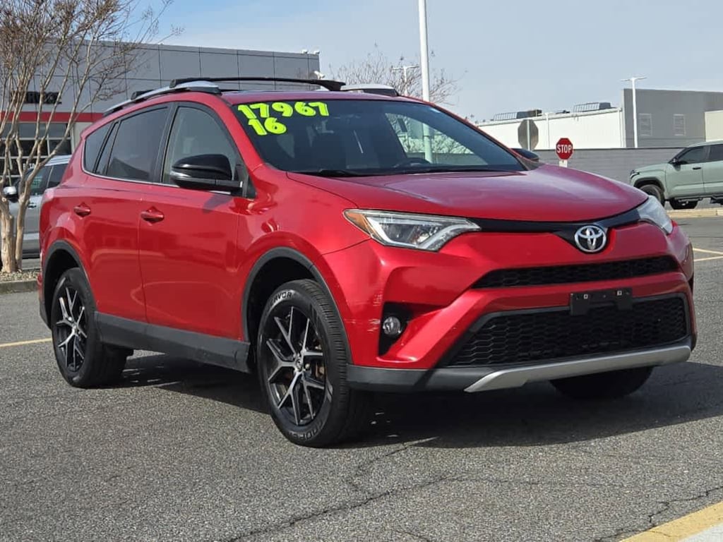Used 2016 Toyota RAV4 SE Sport Utility