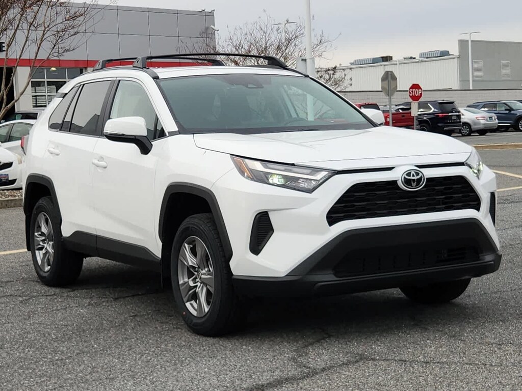 New 2025 Toyota RAV4 XLE SUV
