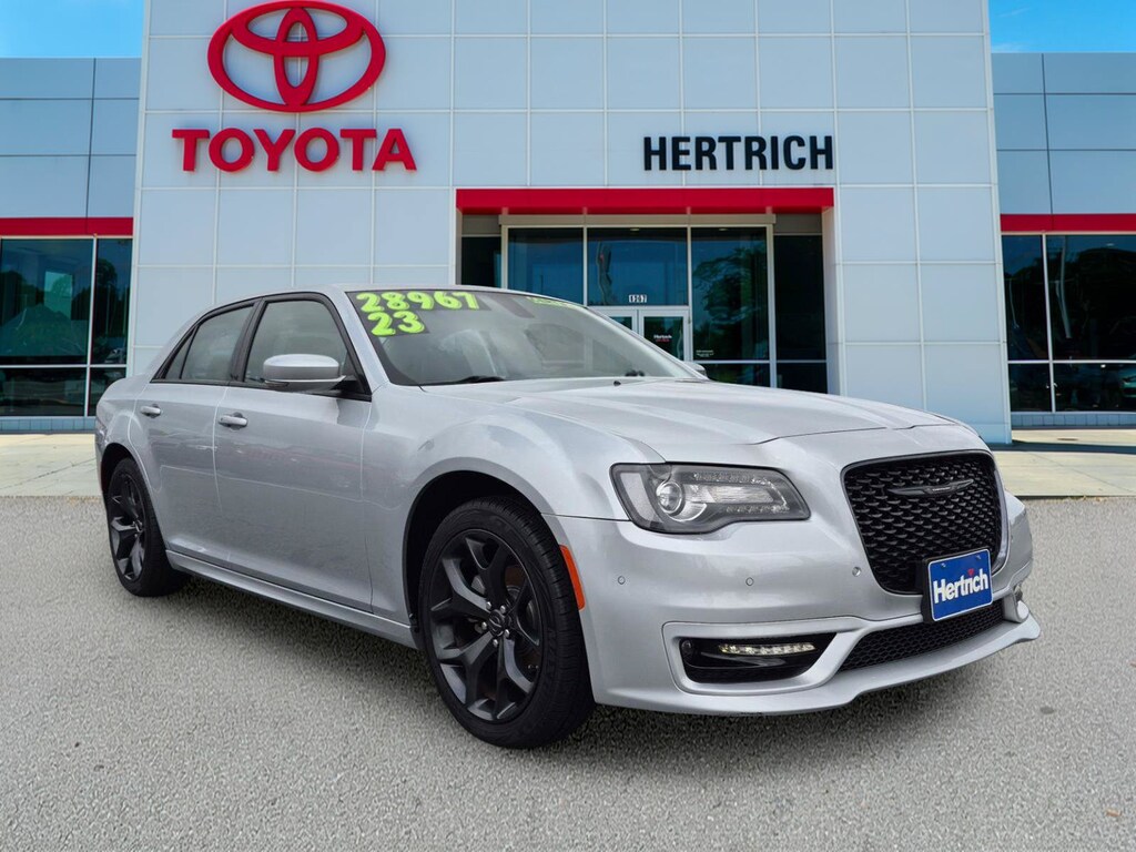 Certified 2023 Chrysler 300 Touring L Sedan