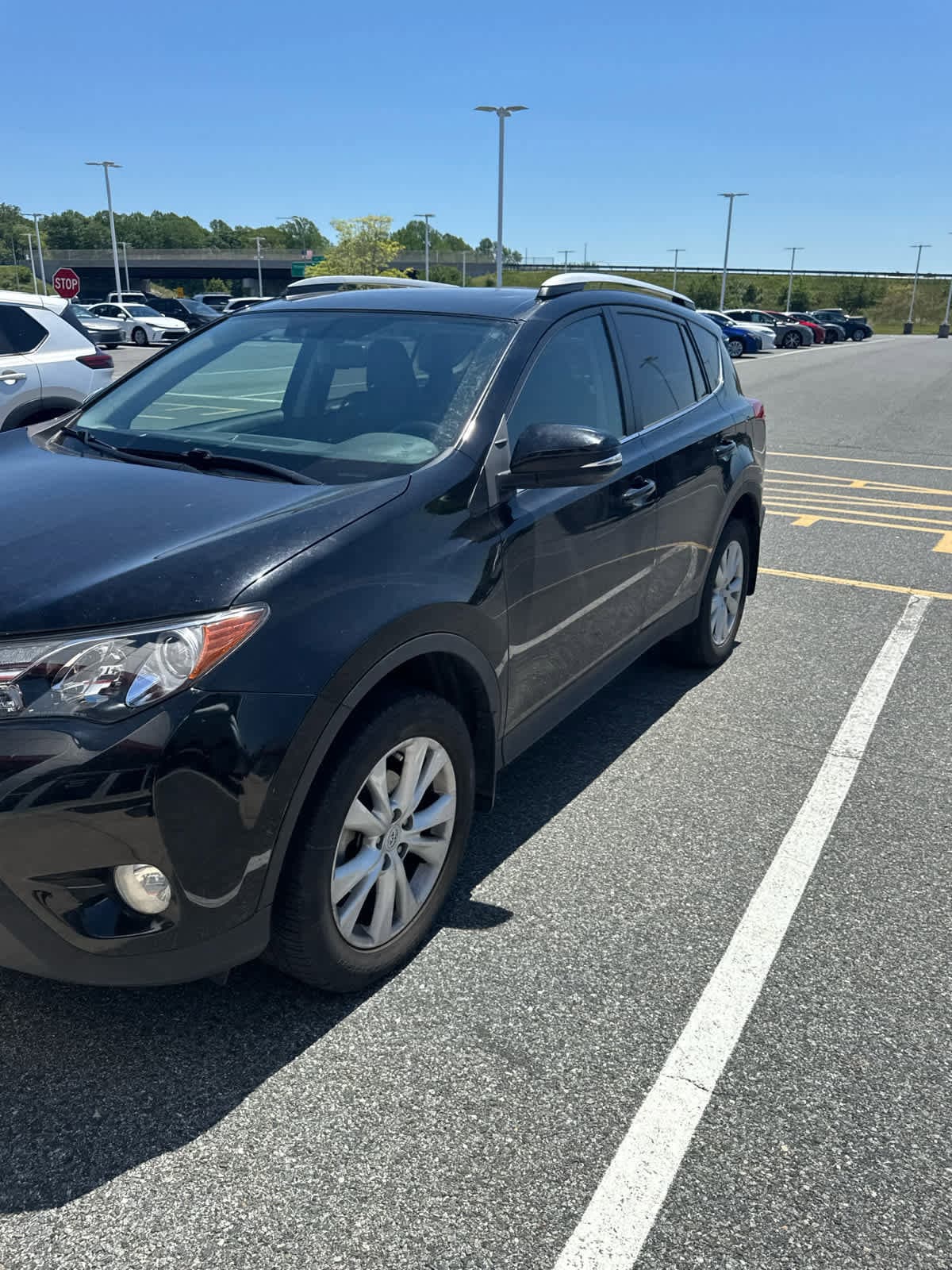 2015 Toyota RAV4 Limited's photo