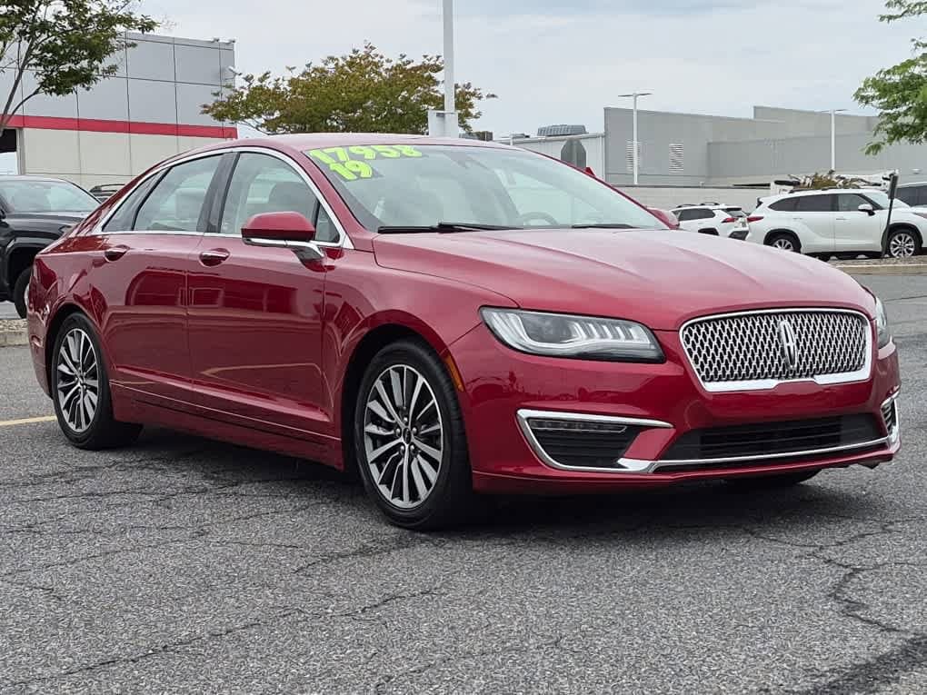 Used 2019 Lincoln MKZ Base/Premiere with VIN 3LN6L5A97KR608012 for sale in Milford, DE