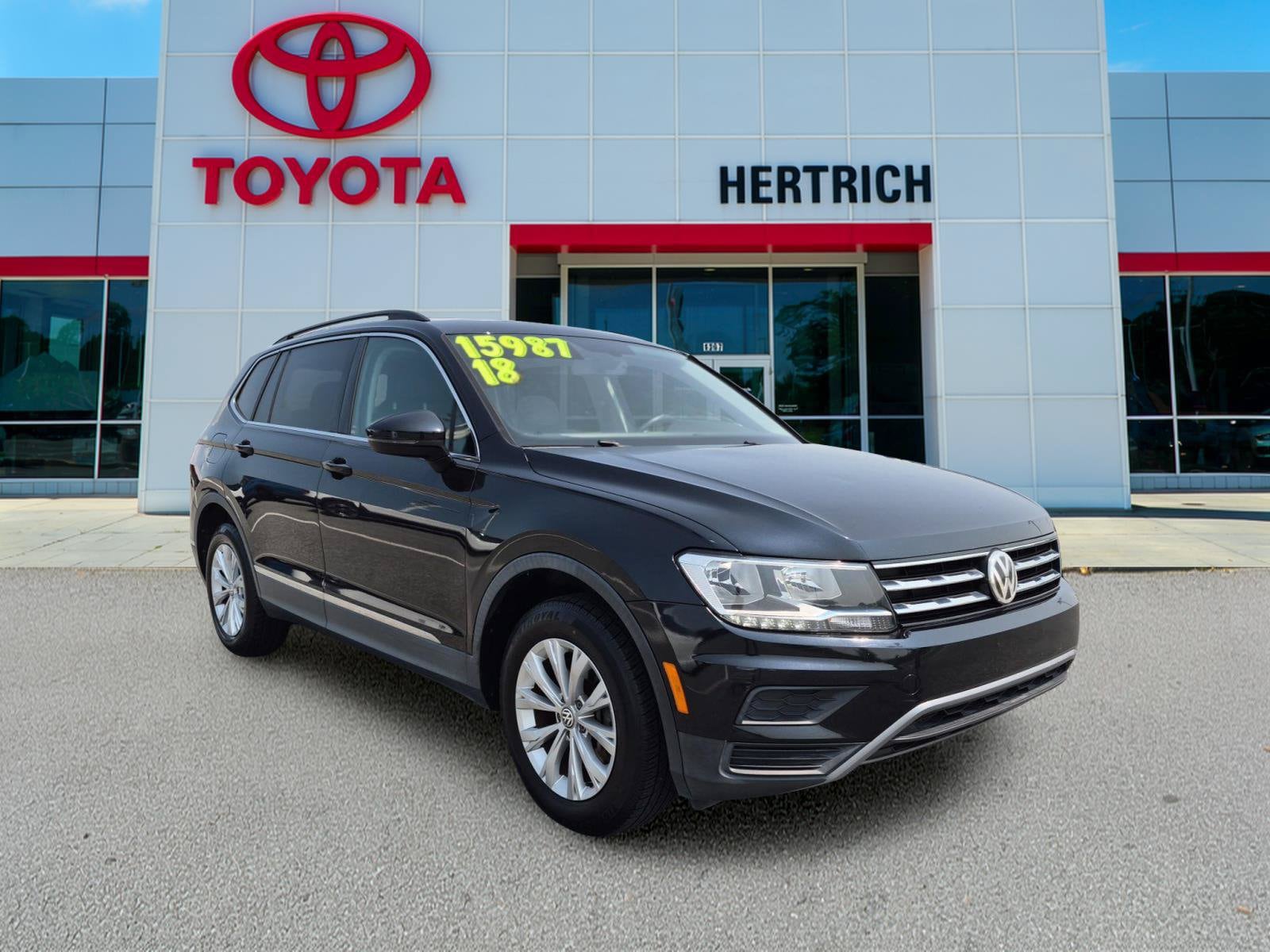 Used 2018 Volkswagen Tiguan SE with VIN 3VV3B7AX2JM078369 for sale in Milford, DE