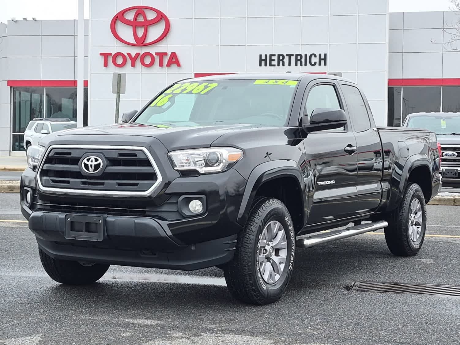 2016 Toyota Tacoma Access Cab I4 SR5 4WD
