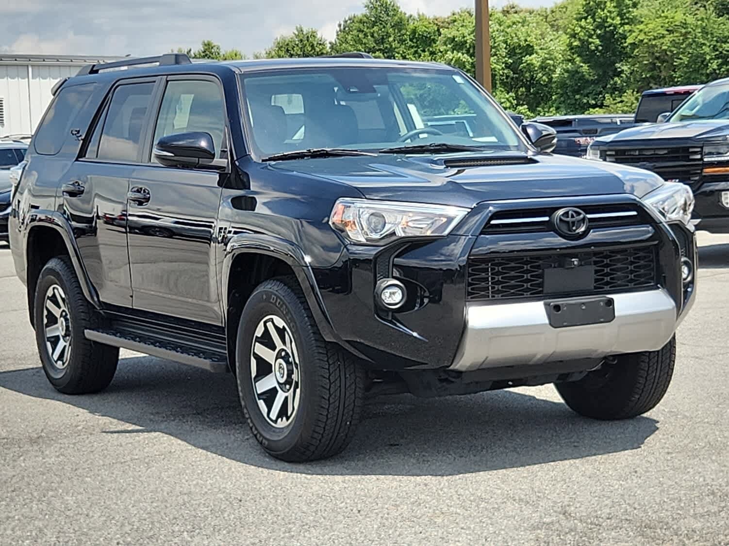 2022 Toyota 4Runner TRD Premium photo 2