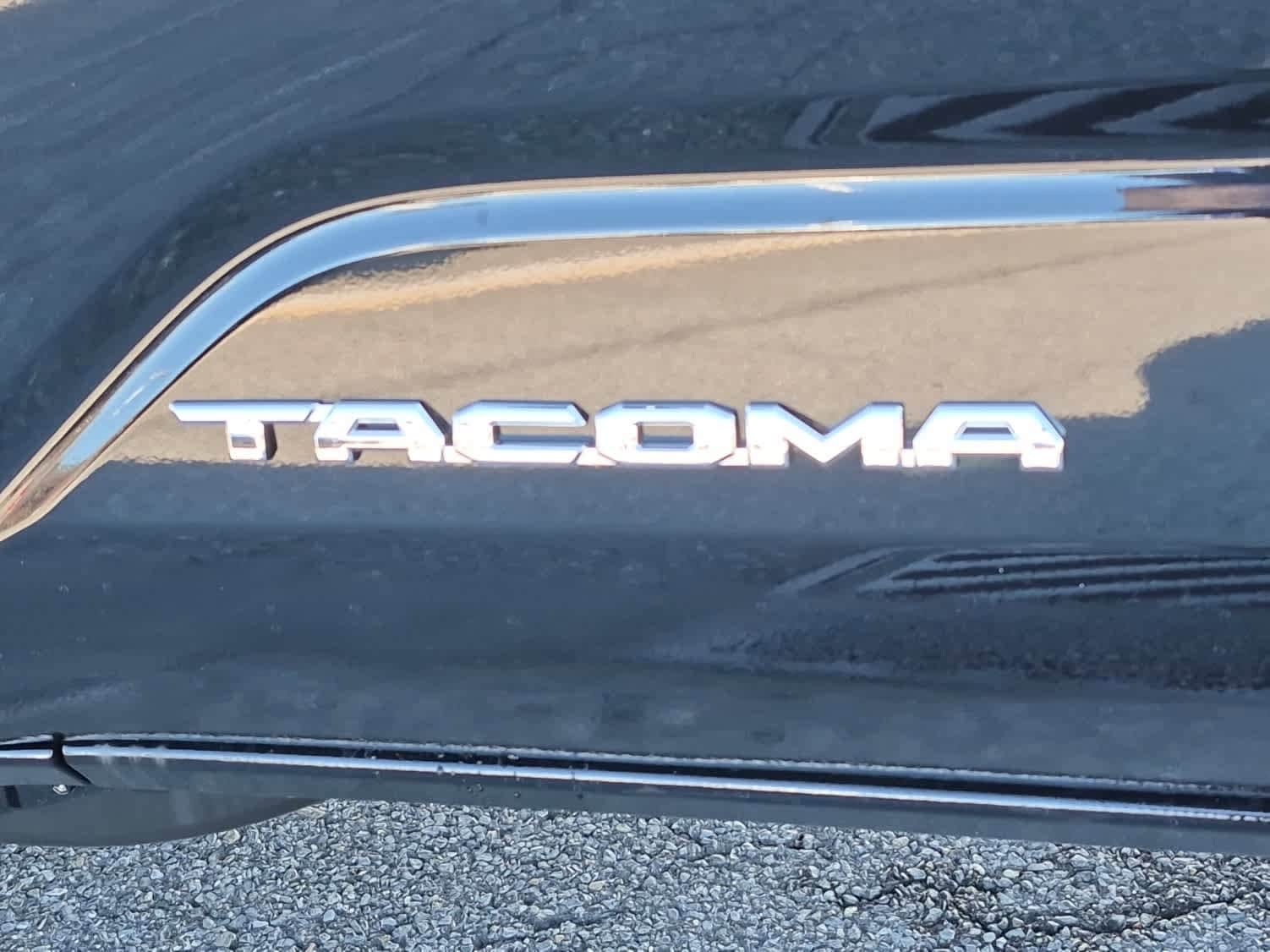 2026 Toyota Tacoma SR5 - Photo 15