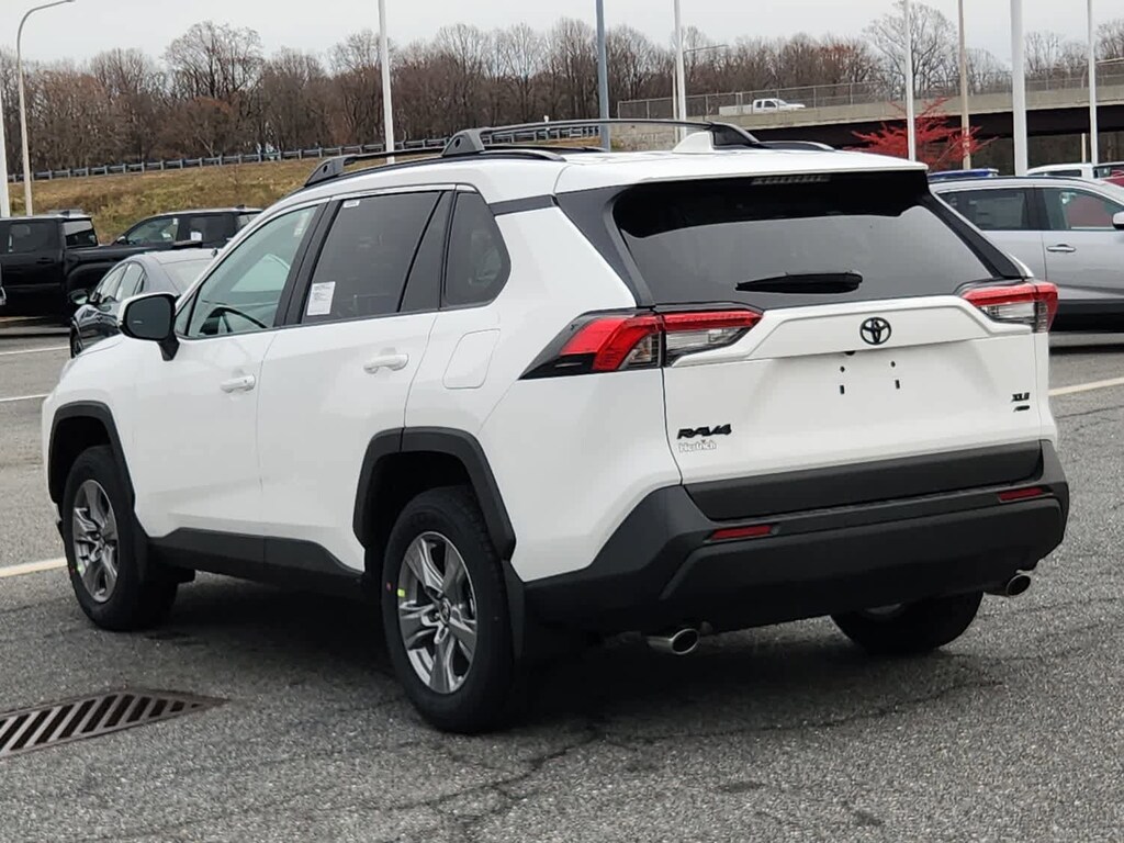 New 2025 Toyota RAV4 XLE SUV