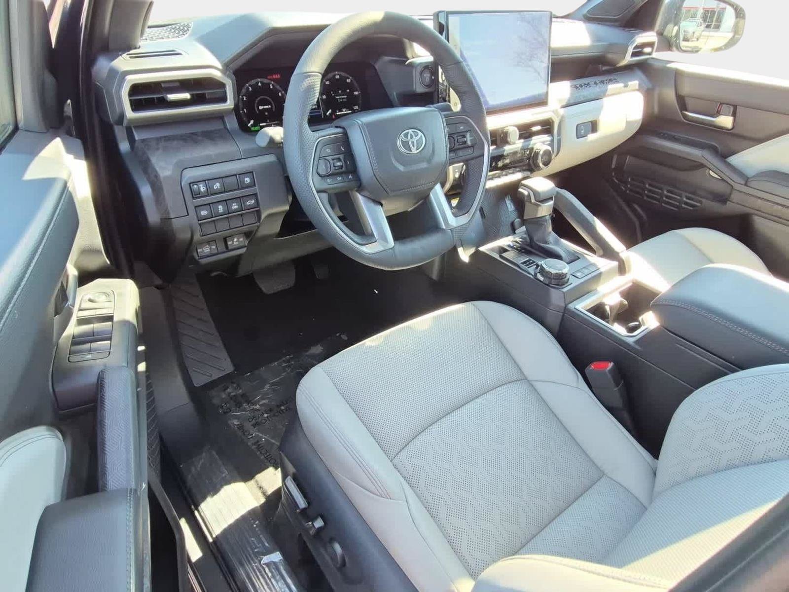2026 Toyota Tacoma Limited - Photo 12