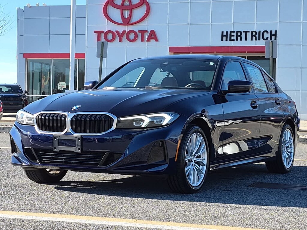 Used 2023 BMW 3 Series 330i xDrive Car