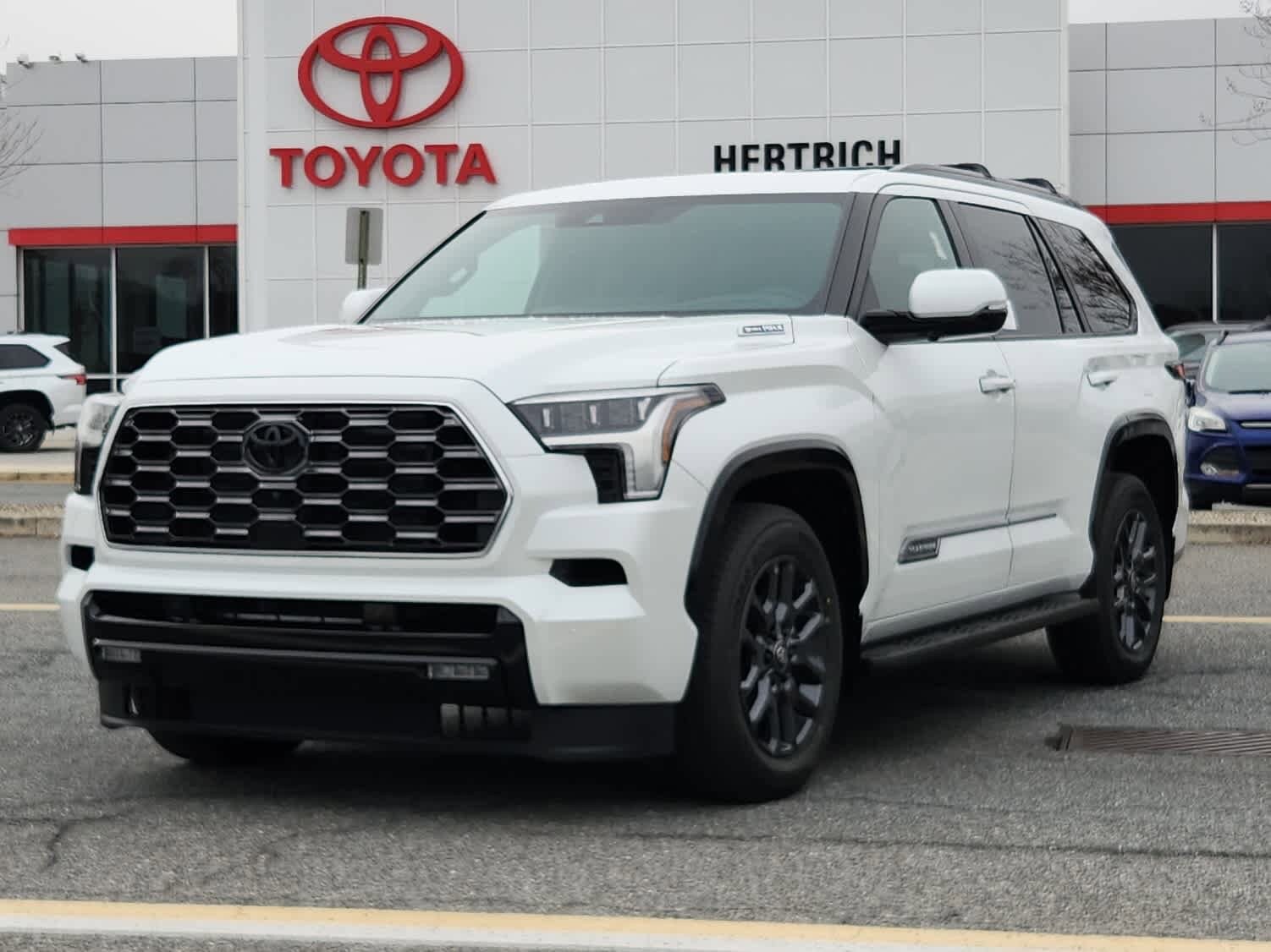 2026 Toyota Sequoia Platinum's photo