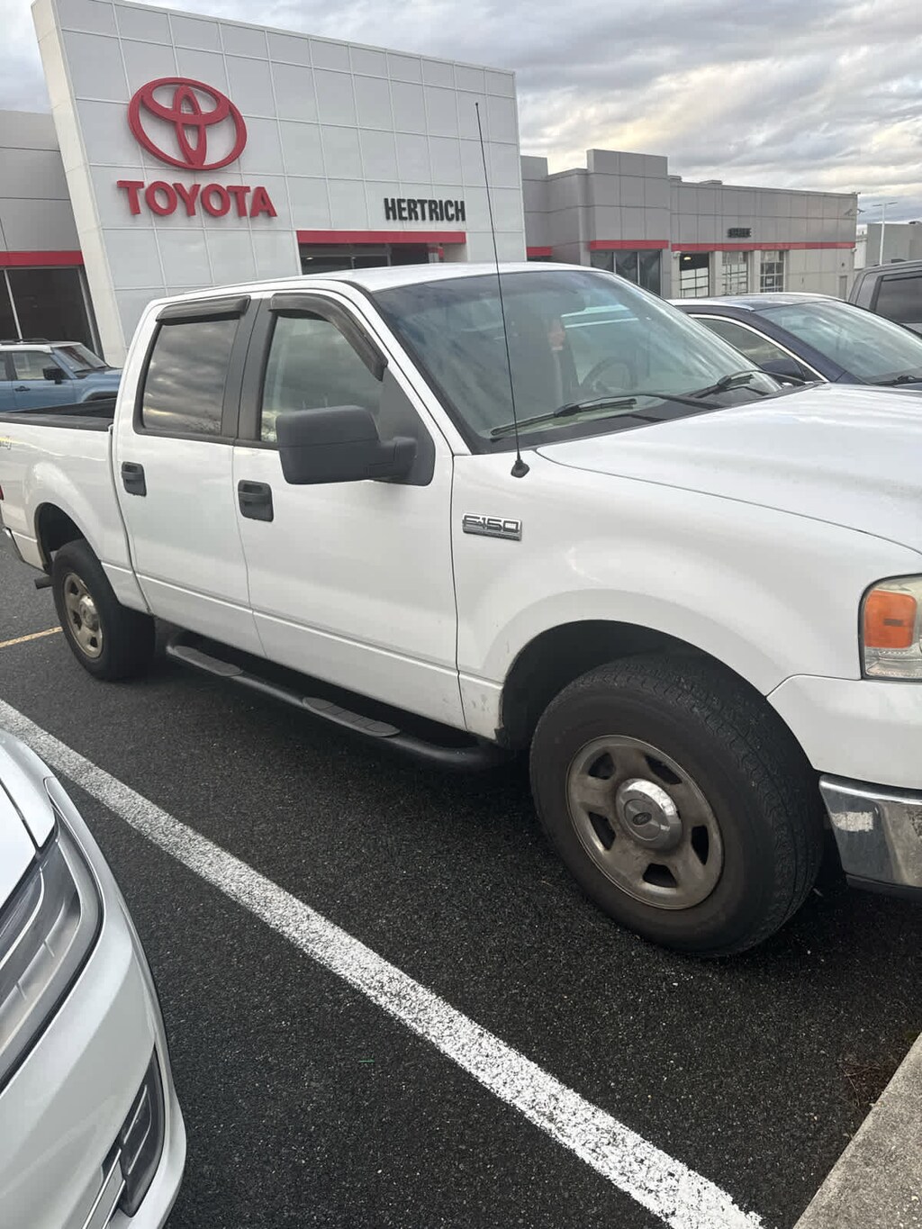 Used 2006 Ford F-150 XLT SuperCrew 139 4WD Truck