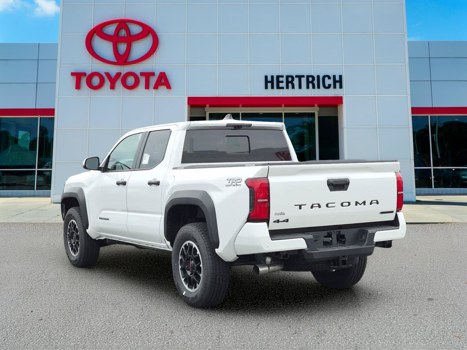 2026 Toyota Tacoma TRD Off Road - Photo 7