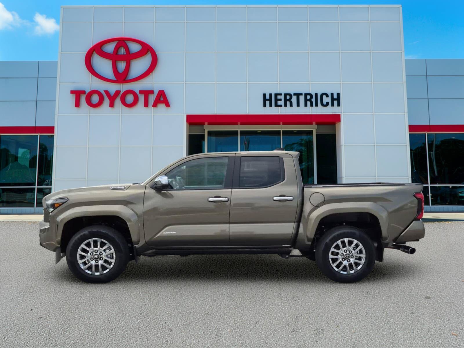 2026 Toyota Tacoma Limited - Photo 9