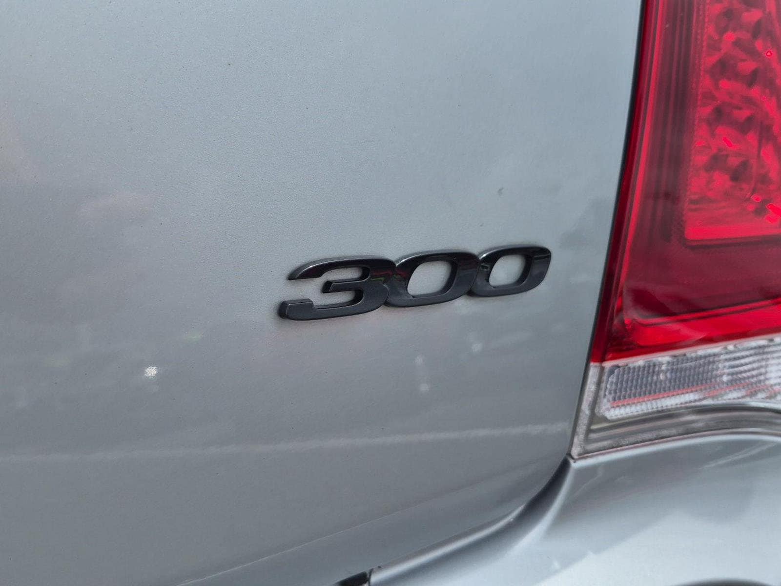 2023 Chrysler 300 Touring L - Photo 21