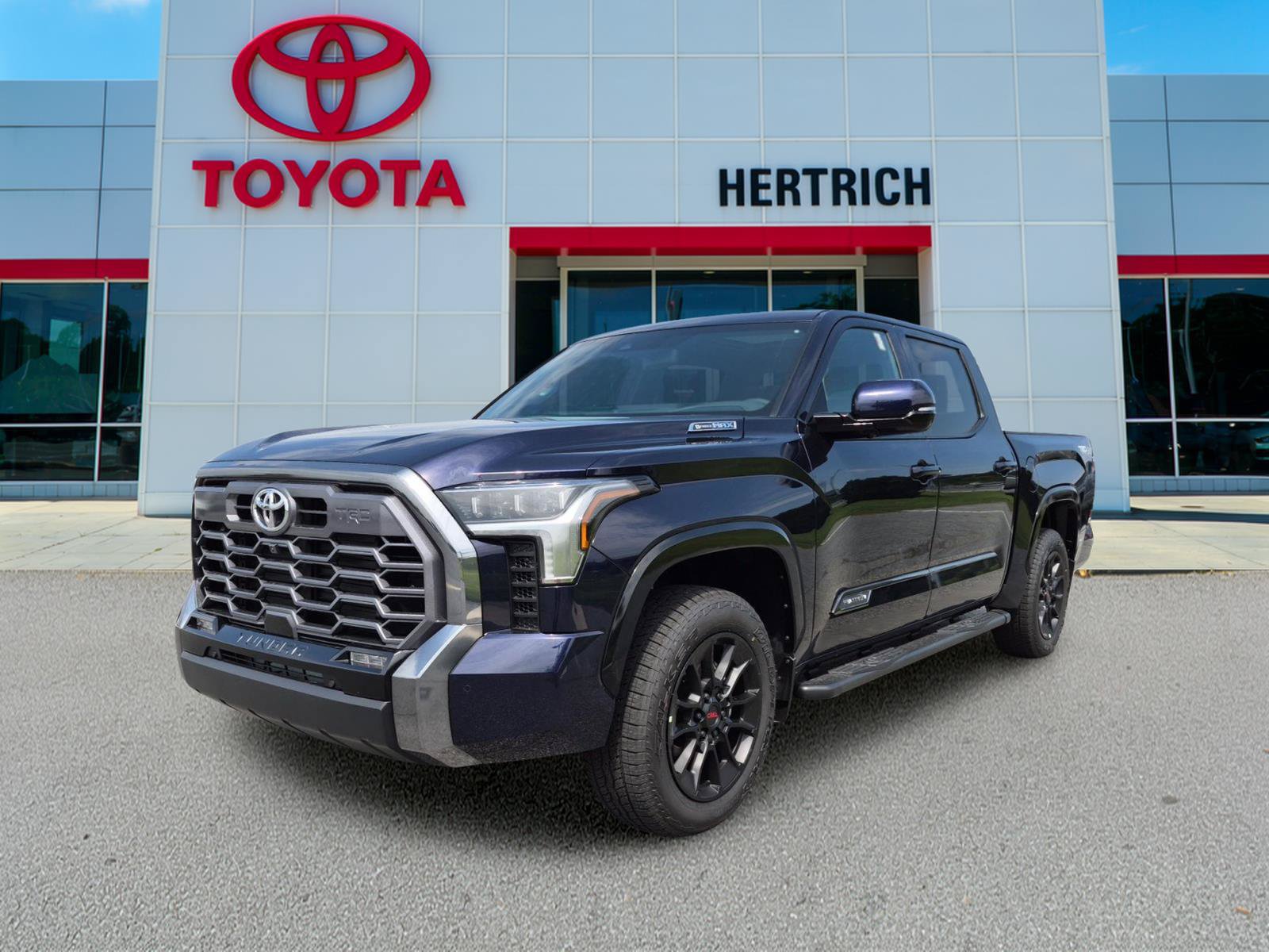 2026 Toyota Tundra i-FORCE MAX Platinum i-FORCE MAX Truck CrewMax