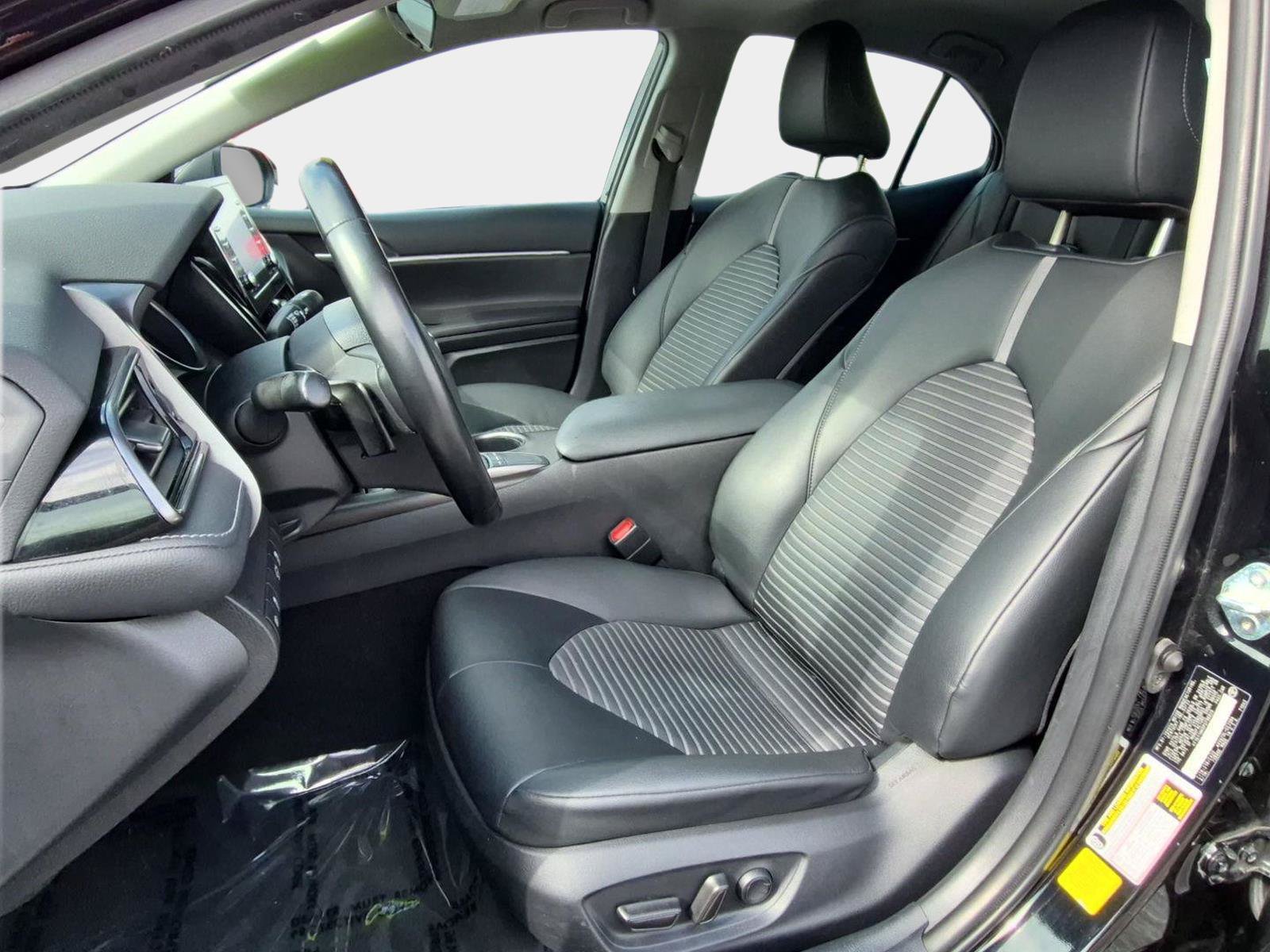 Used 2023 Toyota Camry SE Sedan