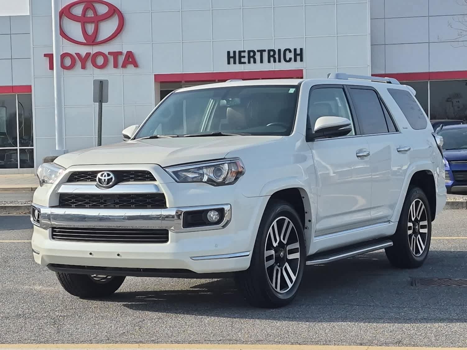 2018 Toyota 4Runner Limited's photo