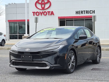 2024 Toyota Prius XLE Car