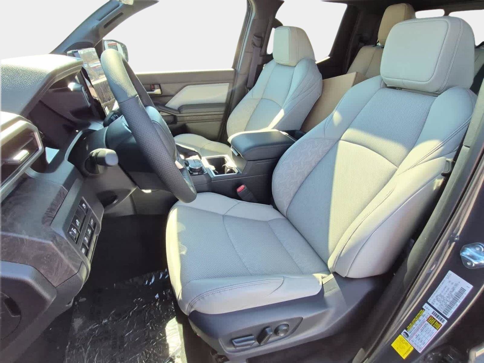 2026 Toyota Tacoma Limited - Photo 13