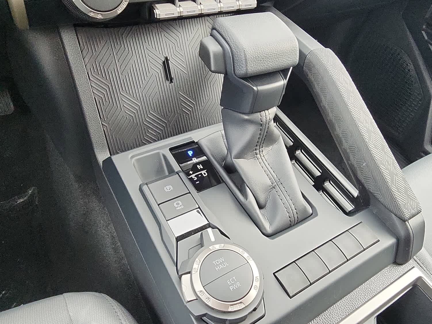 2026 Toyota Tacoma SR5 - Photo 10