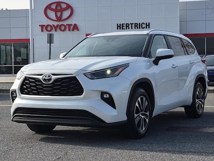 2023 Toyota Highlander XLE Sport Utility